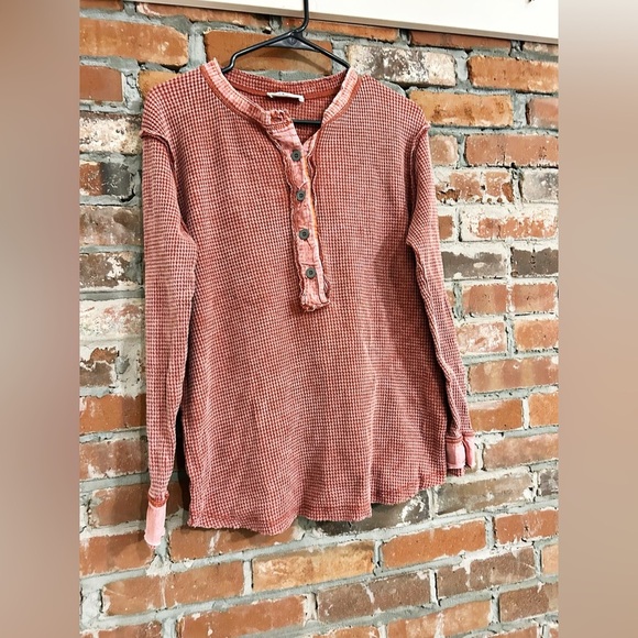 Zenana Washed Out Button-Up Long Sleeve Waffle Knit Tops Size Small - Picture 3 of 15